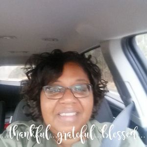 Meet your Posher, Lessie